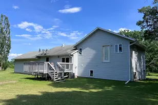 801 Jefferson Ave N, Sebeka, MN 56477 - Photo 3