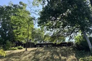 168 Peninsula Rd, Medicine Lake, MN 55441 - Photo 5