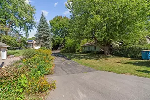 168 Peninsula Rd, Medicine Lake, MN 55441 - Photo 71