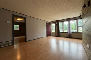 318 Grove Street N, Mora, MN 55051 - Photo 3