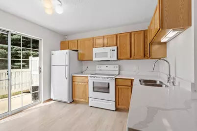 623 Mariner Way, Woodbury, MN 55129 - Photo 7