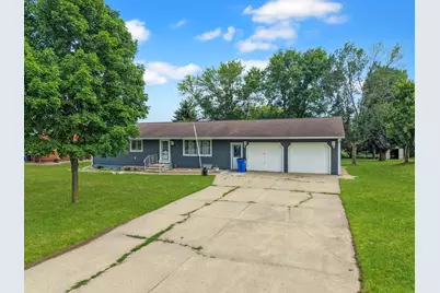 201 Main Avenue, Chandler, MN 56122 - Photo 3