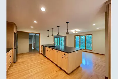 13701 Wood Lane, Minnetonka, MN 55305 - Photo 5