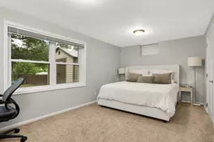 9807 Cedar Lake Rd, Minnetonka, MN 55305 - Photo 15