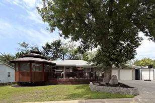 598 Prospect Ave, Windom, MN 56101 - Photo 33