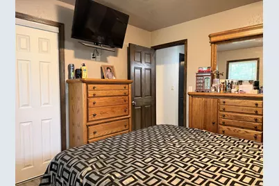 598 Prospect Avenue, Windom, MN 56101 - Photo 17