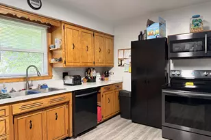 598 Prospect Ave, Windom, MN 56101 - Photo 11