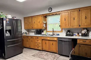 598 Prospect Ave, Windom, MN 56101 - Photo 9