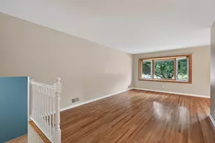 5570 Schutta Rd, Shoreview, MN 55126 - Photo 9