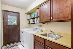E865 Woodridge Dr, Eau Claire, WI 54701 - Photo 31