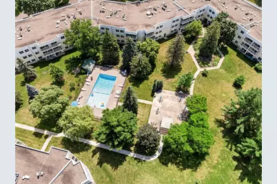 130 E Demont Avenue E #348, Little Canada, MN 55117 - Photo 37