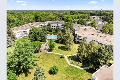130 E Demont Avenue E #348, Little Canada, MN 55117 - Photo 39
