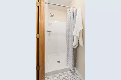 130 E Demont Avenue E #348, Little Canada, MN 55117 - Photo 27