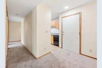 130 E Demont Avenue E #348, Little Canada, MN 55117 - Photo 15
