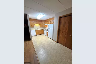 208 E Alabama Street #4, Saint Croix Falls, WI 54024 - Photo 9