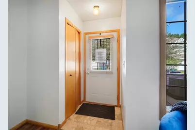 506 Lovell Avenue #6, Roseville, MN 55113 - Photo 5