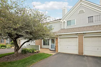 506 Lovell Avenue #6, Roseville, MN 55113 - Photo 1