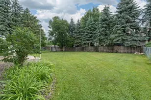 2104 Fair St, Mankato, MN 56001 - Photo 41