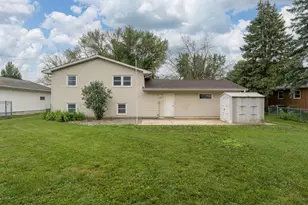 2104 Fair St, Mankato, MN 56001 - Photo 39
