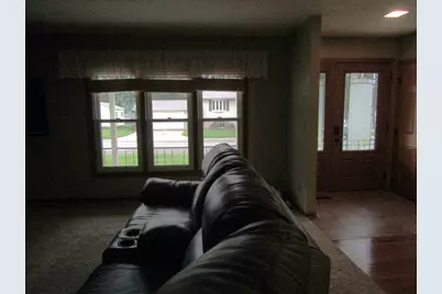 407 Eichelberger Avenue, Montevideo, MN 56265 - Photo 3