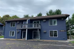 1632 Pinewood Ln, Hudson, WI 54016 - Photo 1