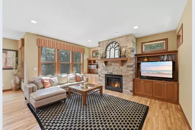 365 English Court Drive, Hudson, WI 54016 - Photo 5