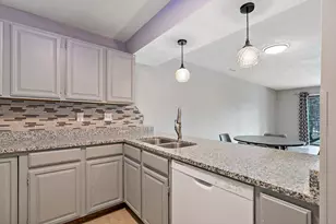 8007 Xerxes Ave S, Bloomington, MN 55431 - Photo 7
