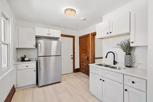 3850 Colfax Ave N, Minneapolis, MN 55412 - Photo 19