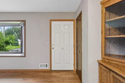 3319 75th Street E, Inver Grove Heights, MN 55076 - Photo 5