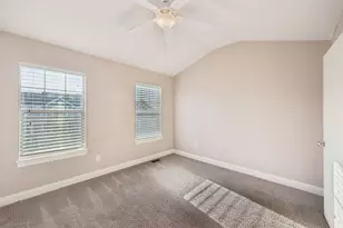 8402 Jonquil Ln N, Maple Grove, MN 55369 - Photo 17