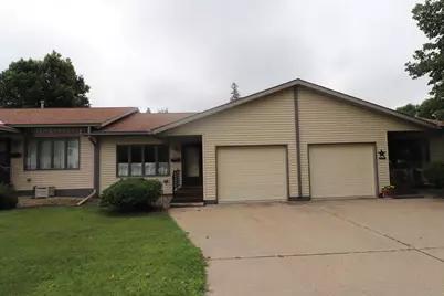 515 Central Avenue, Long Prairie, MN 56347 - Photo 3
