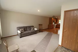 515 Central Ave, Long Prairie, MN 56347 - Photo 15