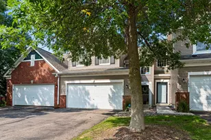 2782 Spy Glass Dr, Chaska, MN 55318 - Photo 3