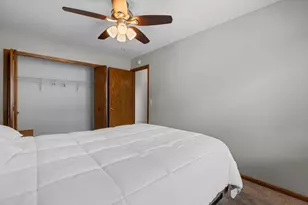 1009 Gramsey Pl, Burnsville, MN 55306 - Photo 29