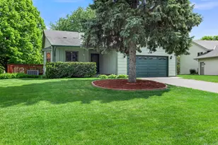 1009 Gramsey Pl, Burnsville, MN 55306 - Photo 1