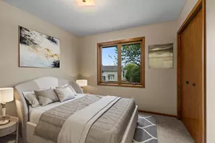 1009 Gramsey Pl, Burnsville, MN 55306 - Photo 25