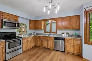 11620 41st Ave N, Plymouth, MN 55441 - Photo 3