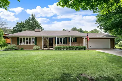 1807 9th, Austin, MN 55912 - Photo 1