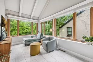 747 Kenwood Pkwy, Minneapolis, MN 55403 - Photo 33