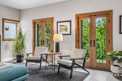 747 Kenwood Parkway, Minneapolis, MN 55403 - Photo 11