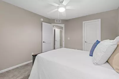 16894 Reeder Ridge, Eden Prairie, MN 55347 - Photo 47