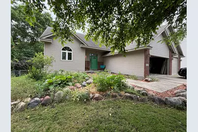 856 Bridle Creek Lane, Jordan, MN 55352 - Photo 3