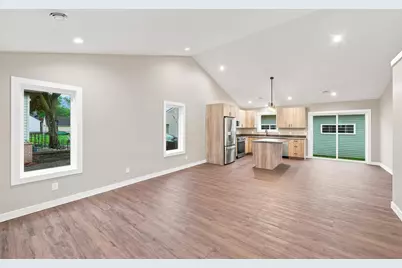 210 S Chestnut Street, Belle Plaine, MN 56011 - Photo 5