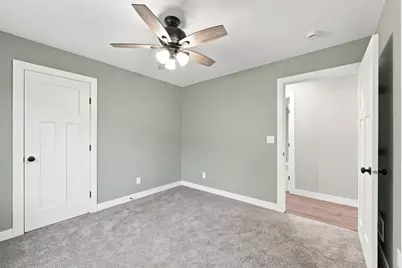 210 S Chestnut Street, Belle Plaine, MN 56011 - Photo 17