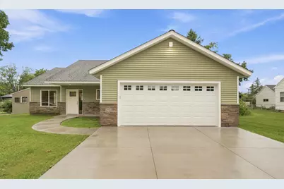 210 S Chestnut Street, Belle Plaine, MN 56011 - Photo 29