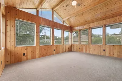 6400 Perry Avenue N, Brooklyn Center, MN 55429 - Photo 5