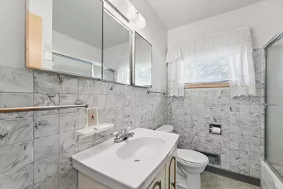 6400 Perry Avenue N, Brooklyn Center, MN 55429 - Photo 7