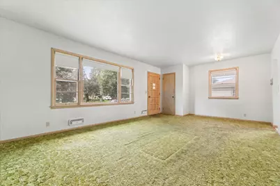 6400 Perry Avenue N, Brooklyn Center, MN 55429 - Photo 13