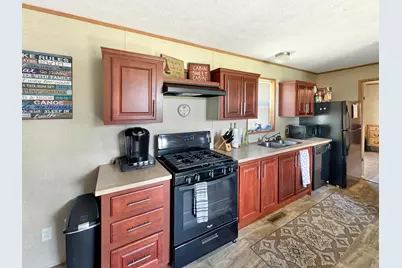 82 Pioneer Trail, Garvin, MN 56132 - Photo 7