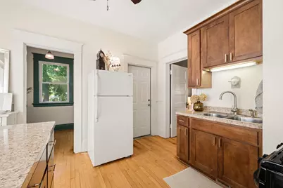 1060 Hague Avenue, Saint Paul, MN 55104 - Photo 15